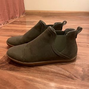 OluKai Women's Suede Slip-on Boots